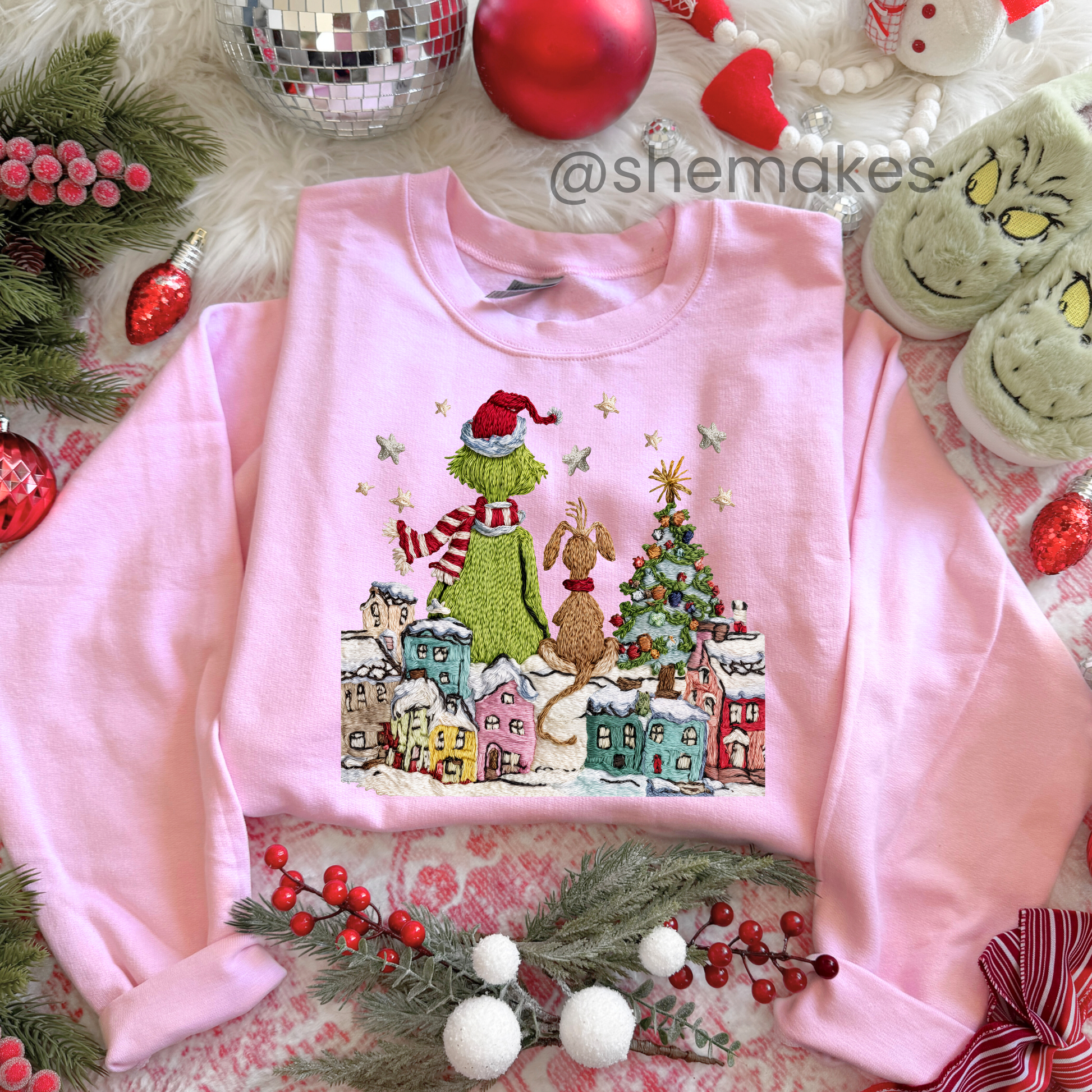 Yarn Look Village - Adult Crewneck